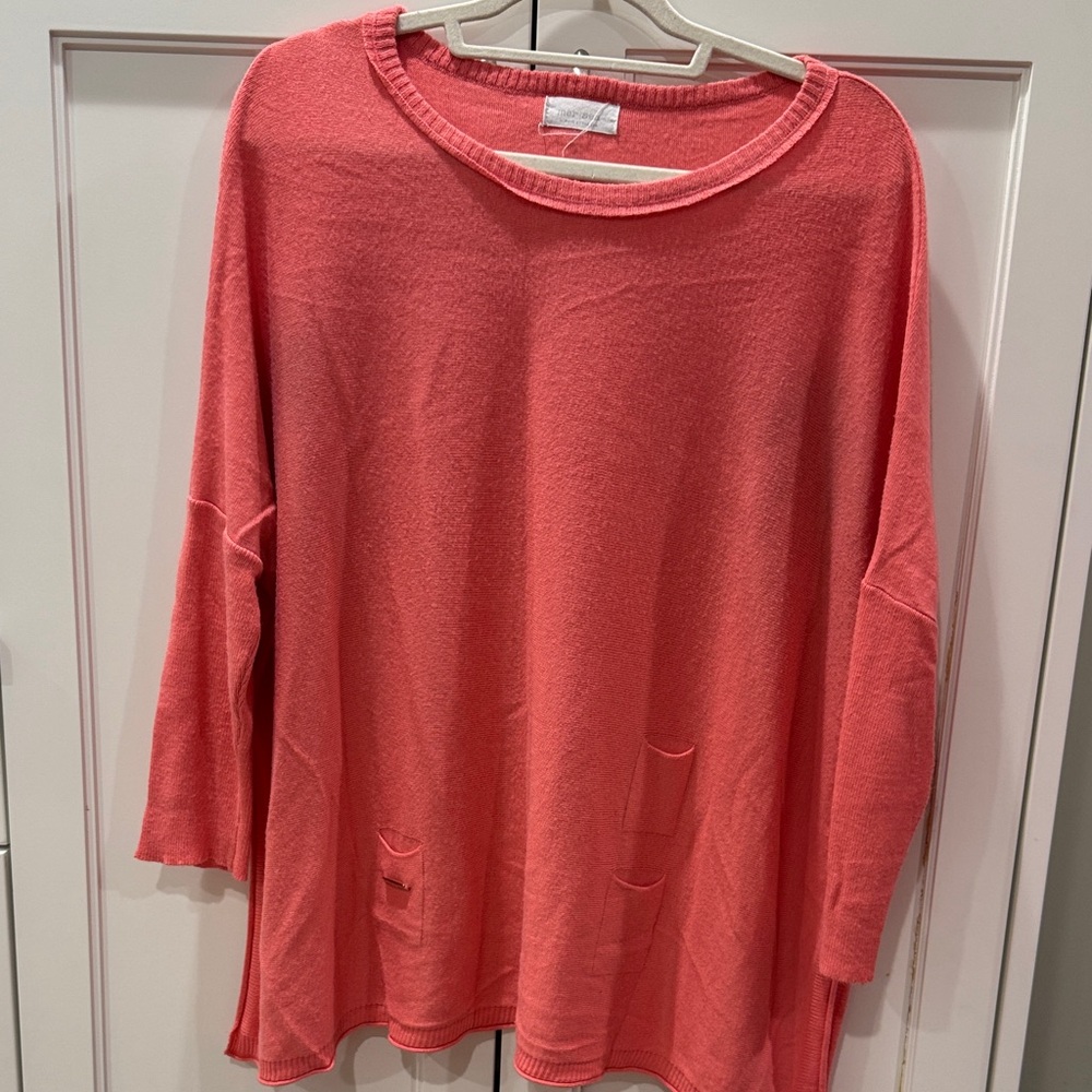 Women's Coral Sweater - Crew Neck